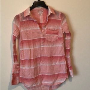 Women’s collared shirt